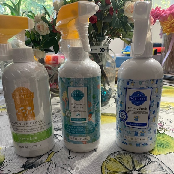 Make offer today save Today!  
Scentsy Cleaner's & scentsy fresh available - Picture 2 of 3